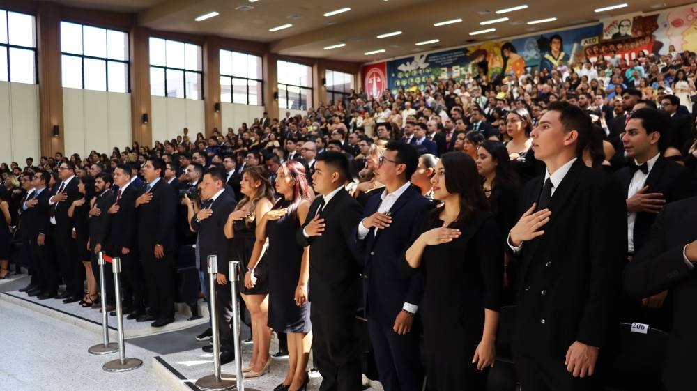 La mayoría de graduados universitarios son en Ciencias Jurídicas, Administración, Psicología y Contaduría
