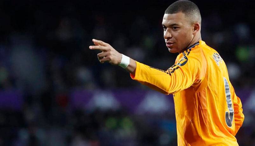 Mbappé gana Pichichi y Bota de Oro en su debut con el Real Madrid