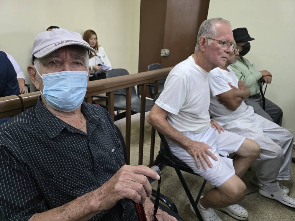 Enjuician a exmiembros de escuadrón de la muerte por masacre de San Andrés