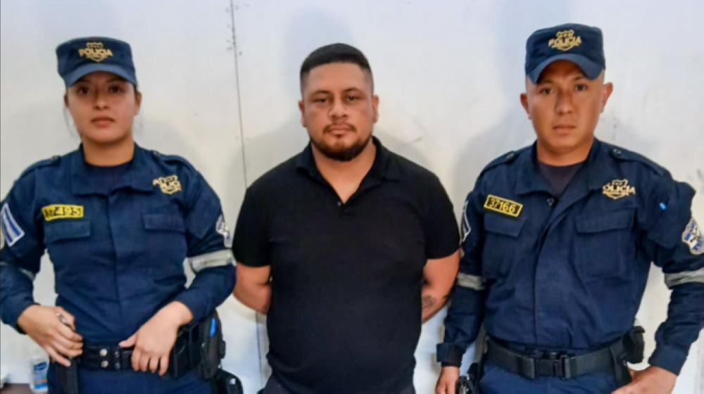 Arrestan a conductor con 506 grados de alcohol acusado de atropellar a motociclista en La Paz