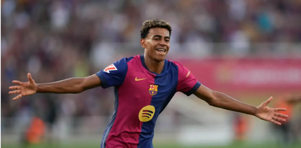 El exbarcelonista Andrés Iniesta opina que Lamine Yamal «es un talento único»