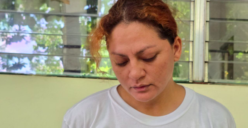 Mujer acusada de matar a pareja y a exnovio en San Miguel seguirá detenida