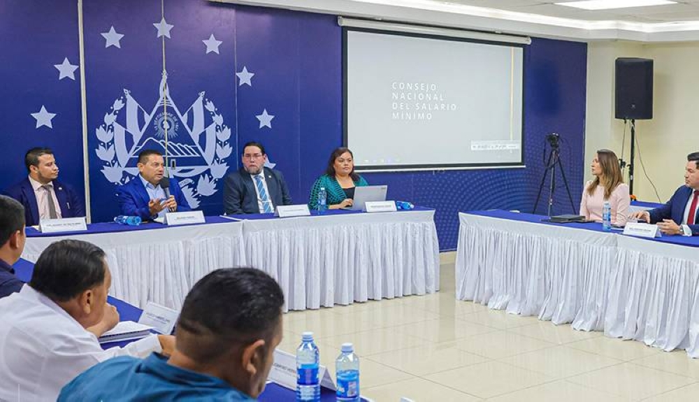 Sindicatos y empresarios piden al Consejo del Salario Mínimo mantenerse activo tras ajuste salarial