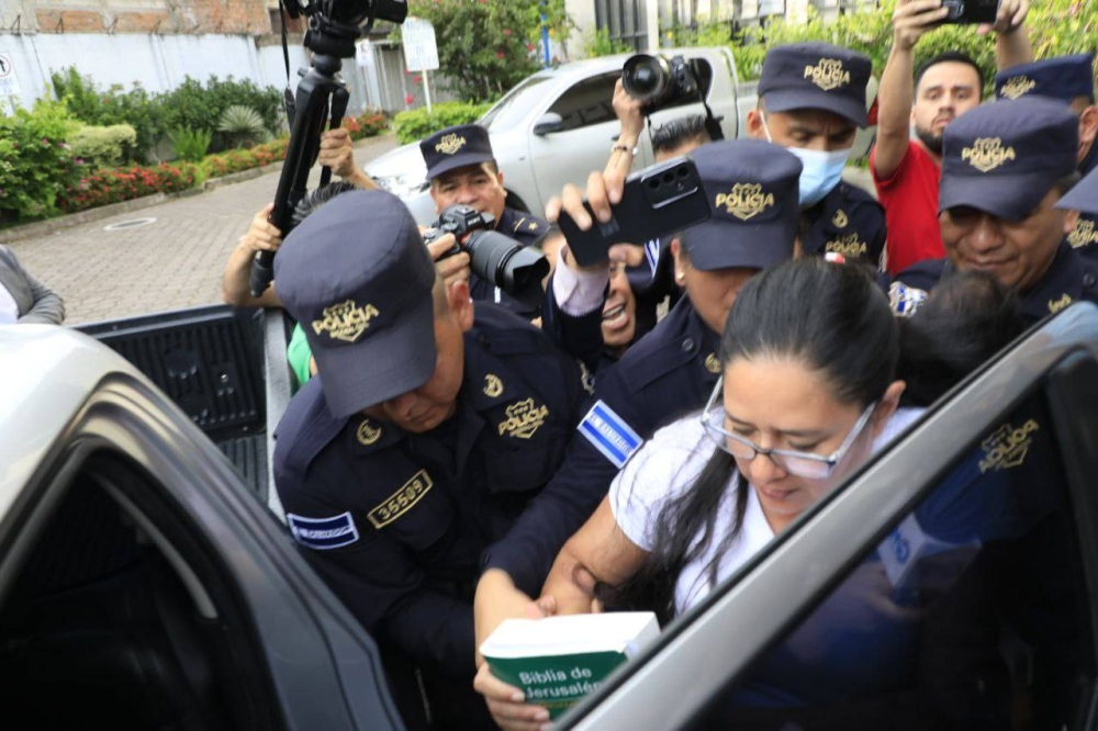 Juzgado ordena detención provisional por seis meses para la abogada Ruth López