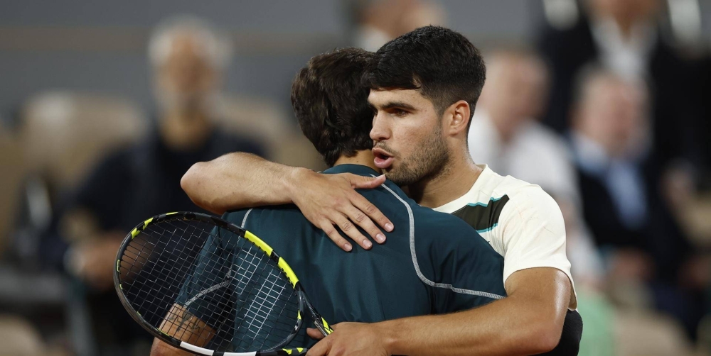 Carlos Alcaraz alcanza su segunda final en Roland Garros tras la retirada de Musetti