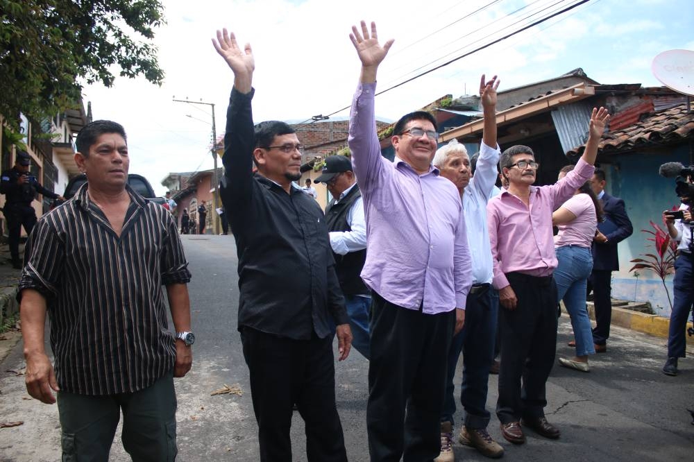 Cámara aparta a juez del caso Santa Marta por nexos militares en el conflicto armado