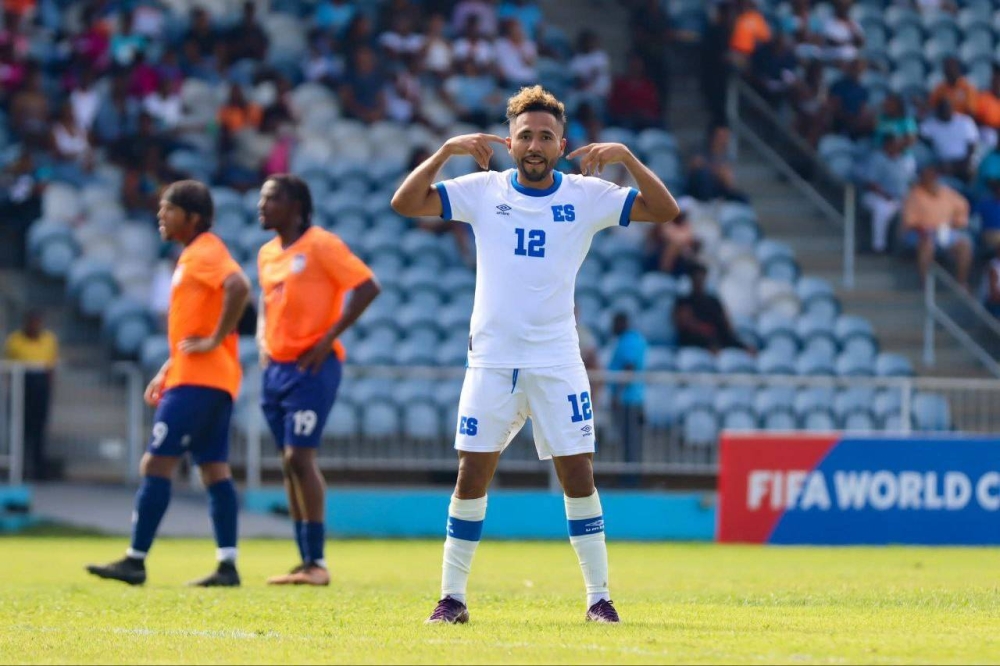 Selecta golea 3-0 a Anguila y acaricia la siguiente ronda mundialista