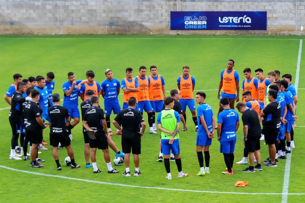 La Selecta buscará asegurar su boleto a la siguiente ronda ante un complicado Surinam