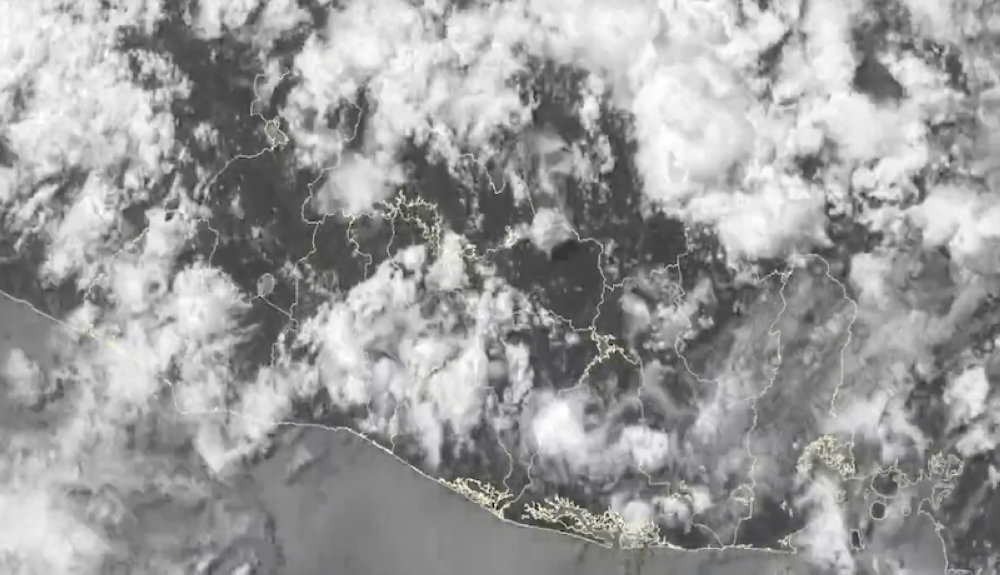 Lluvias y tormentas afectarán este martes varias zonas del país