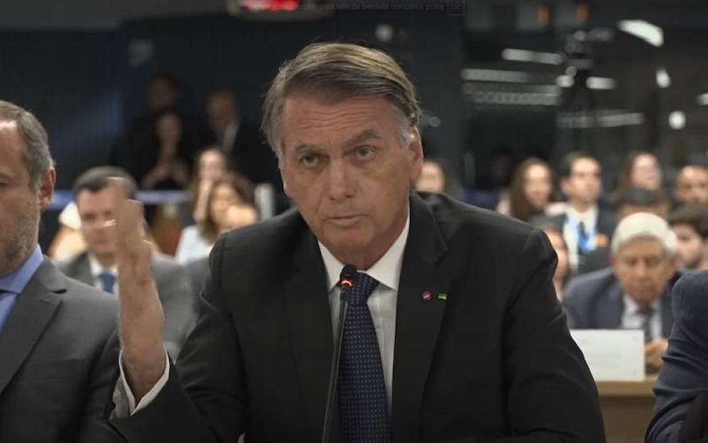 Bolsonaro niega golpe de Estado y busca alternativas legales tras derrota