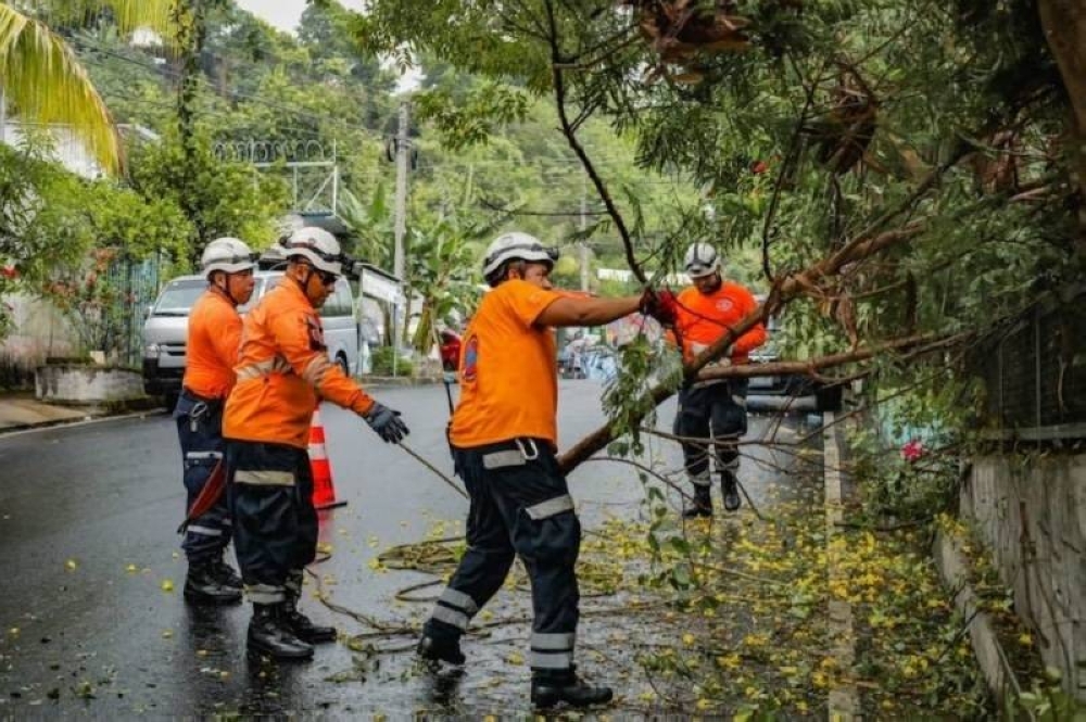 Advierten de probabilidad media de inundaciones, deslizamientos, caída de rocas y árboles para las próximos tres días por lluvias