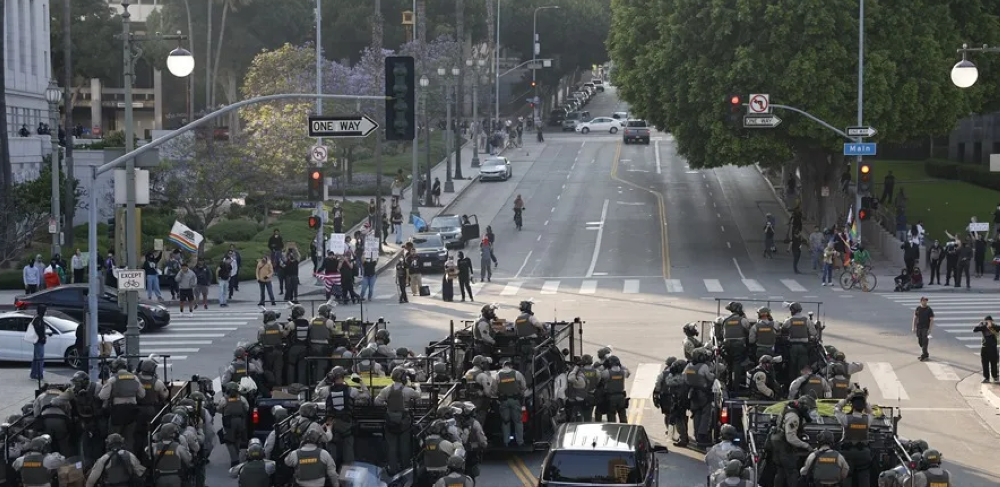 Jefe de Derechos Humanos de la ONU defiende derecho a manifestarse pacíficamente en Los Ángeles