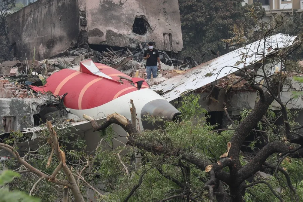 Las cajas negras y el ADN: cómo se investiga una catástrofe aérea