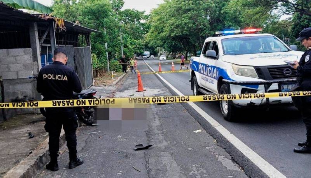 Un motociclista muerto y una lesionada en Santo Domingo