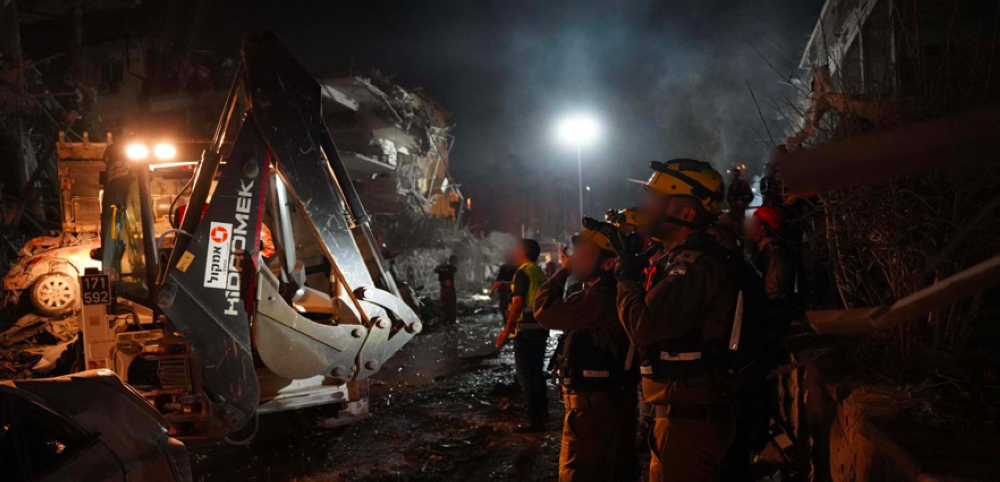 Octava oleada de misiles de Irán a Israel, mientras confirman muerte de jefe de inteligencia iraní