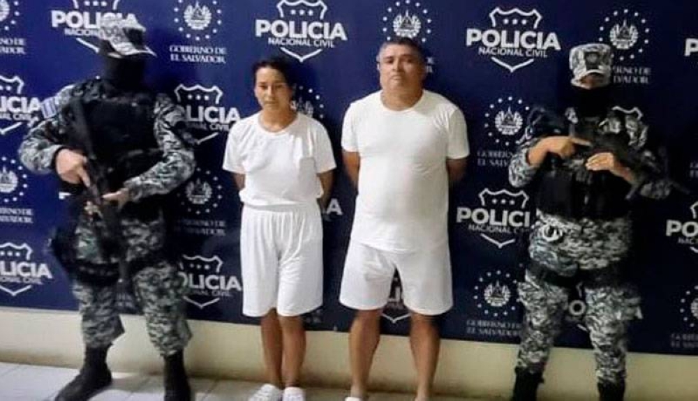 Detienen a dos por participar en supuesto homicidio pasional