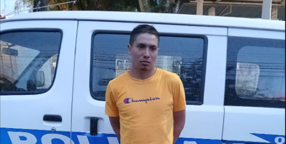 Capturan a conductor con 161° de alcohol tras accidente en Chalatenango