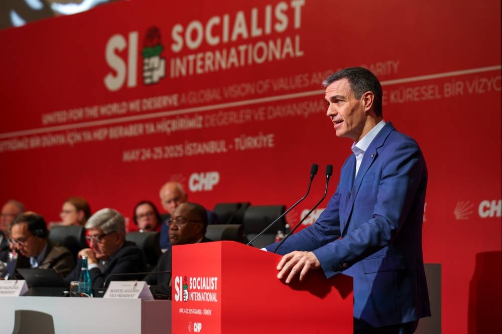 Pedro Sánchez rechaza adelantar elecciones y reta a la oposición a una moción de censura