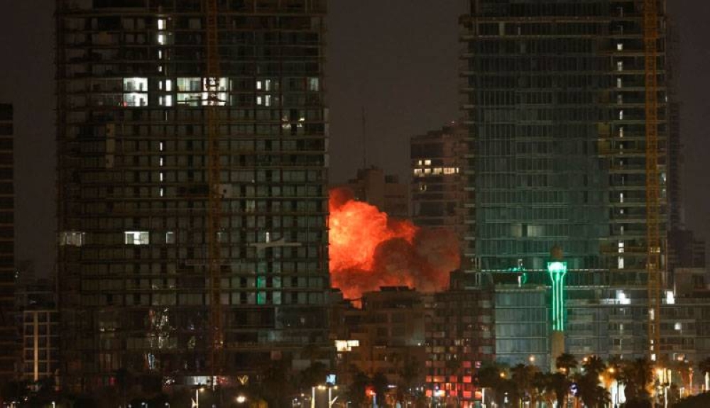 Trump advierte que todo el mundo debería evacuar Teherán «inmediatamente»