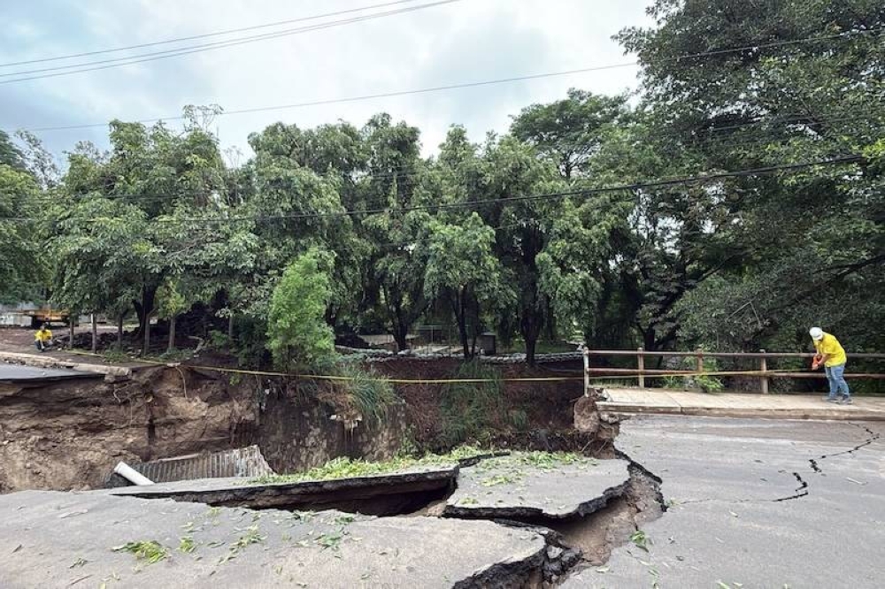 Lluvias y tormentas persistirán este miércoles en El Salvador