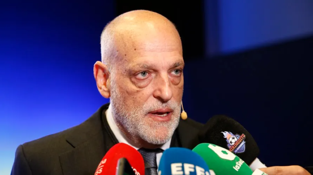 Tebas: «Si Real Madrid o Atlético llegan lejos en el Mundialito ya tenemos un problema»