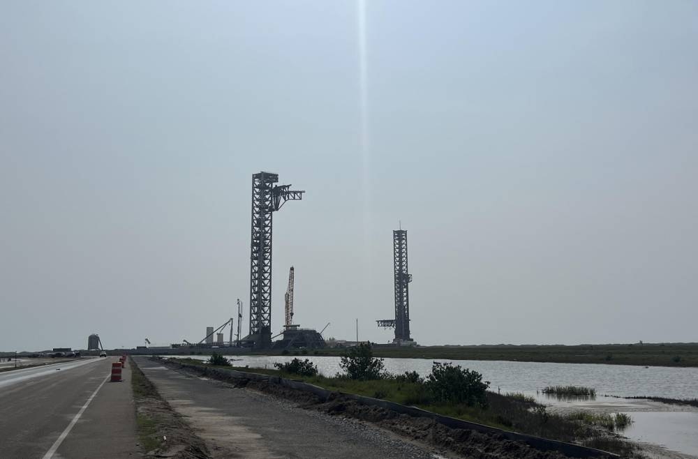 Un cohete de la empresa SpaceX explota cuando realizaba pruebas en tierra