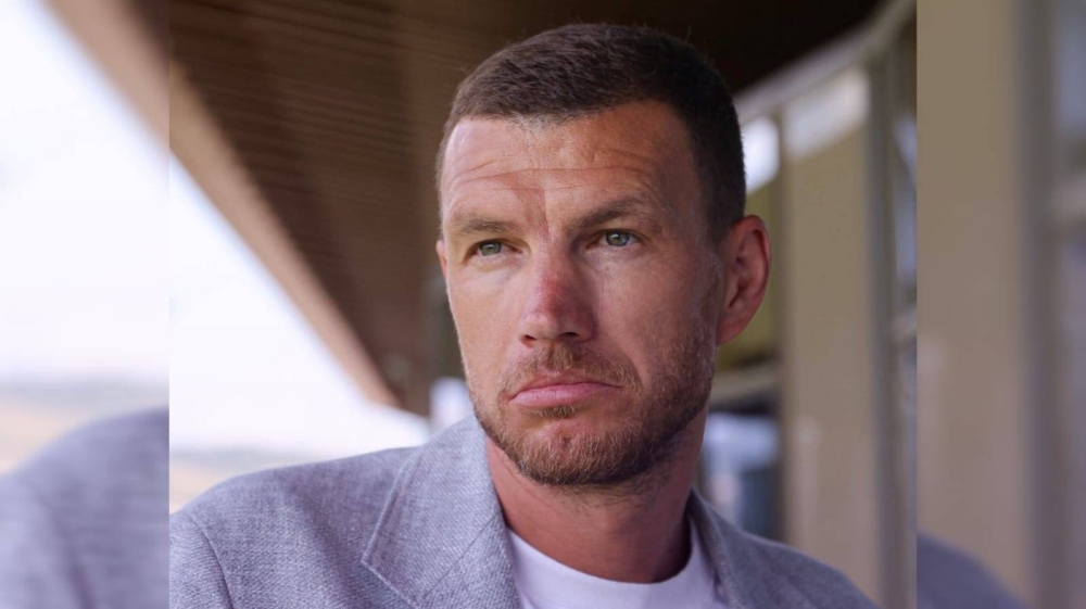 Edin Džeko vuelve a la Serie A: será nuevo jugador de la Fiorentina