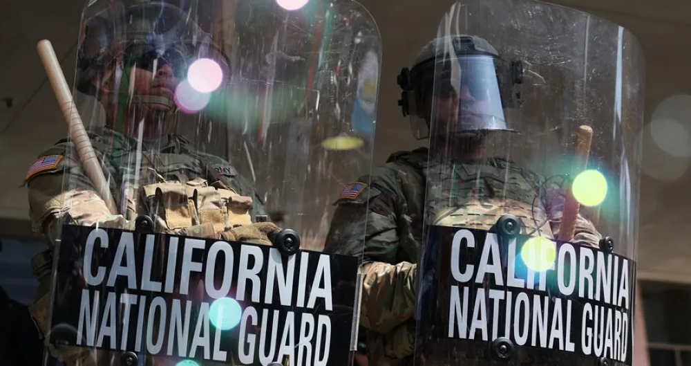 Tribunal apelación permite a Trump mantener control de la Guardia Nacional en California