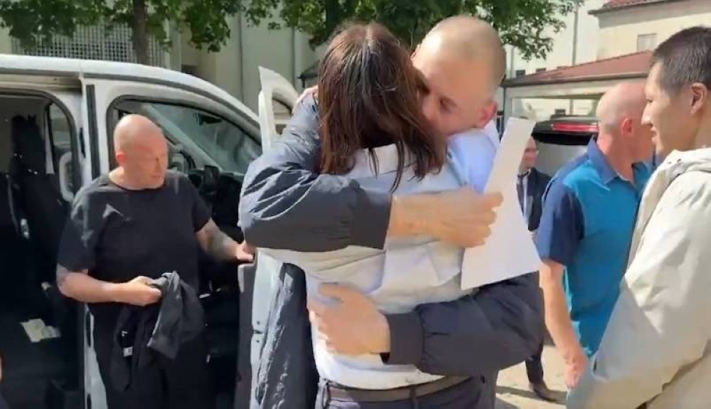 Bielorrusia libera a principal líder opositor y a otros 13 presos políticos tras visita de emisario de Trump