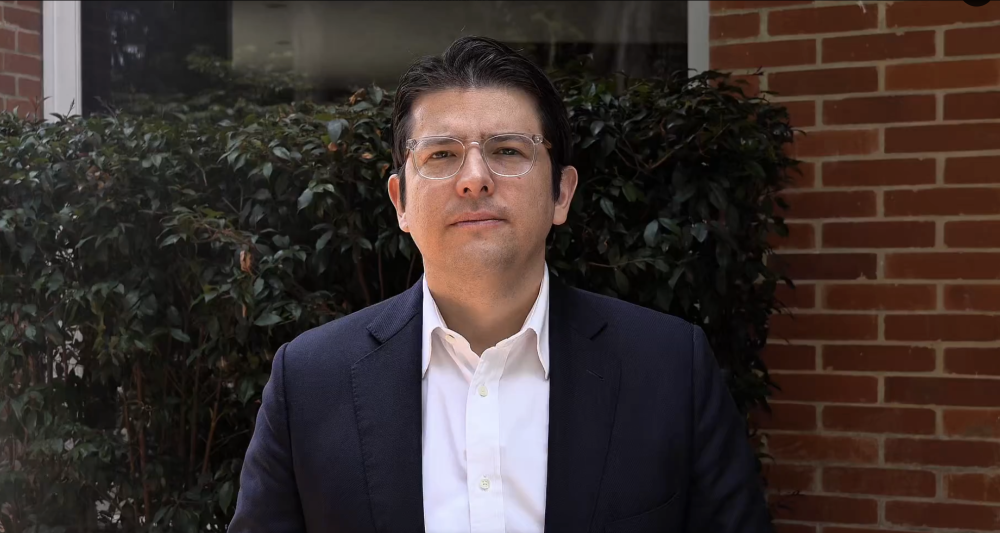 Abogados de candidato colombiano atacado acusan a Petro de fomentar odio antes de atentado