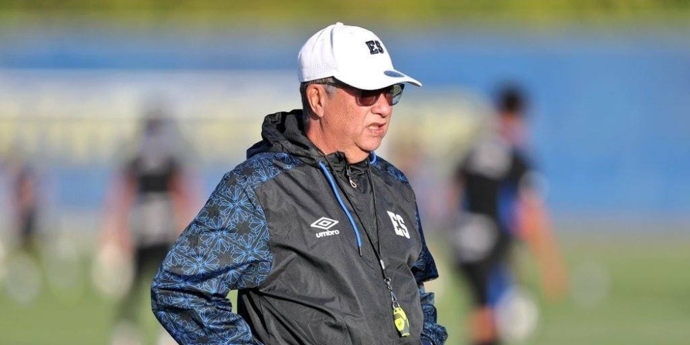 Hernán Gómez, técnico de la Selecta: «Las críticas son normales, todo el mundo tiene derecho a opinar»