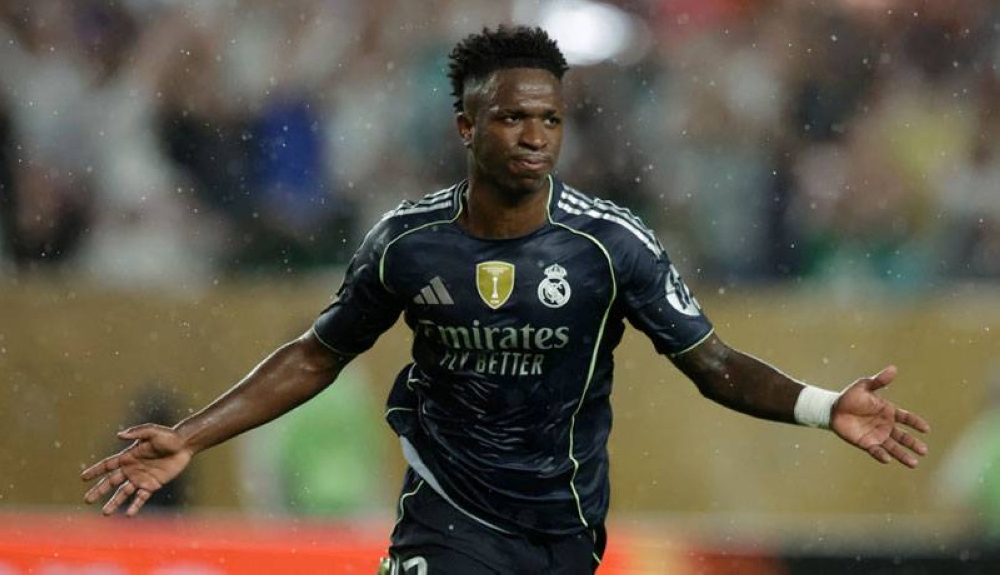 Vinícius despierta y el Madrid golea para citarse con la Juventus en octavos