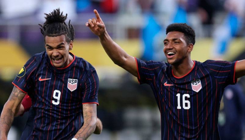 EEUU sufre para eliminar en penales a Costa Rica