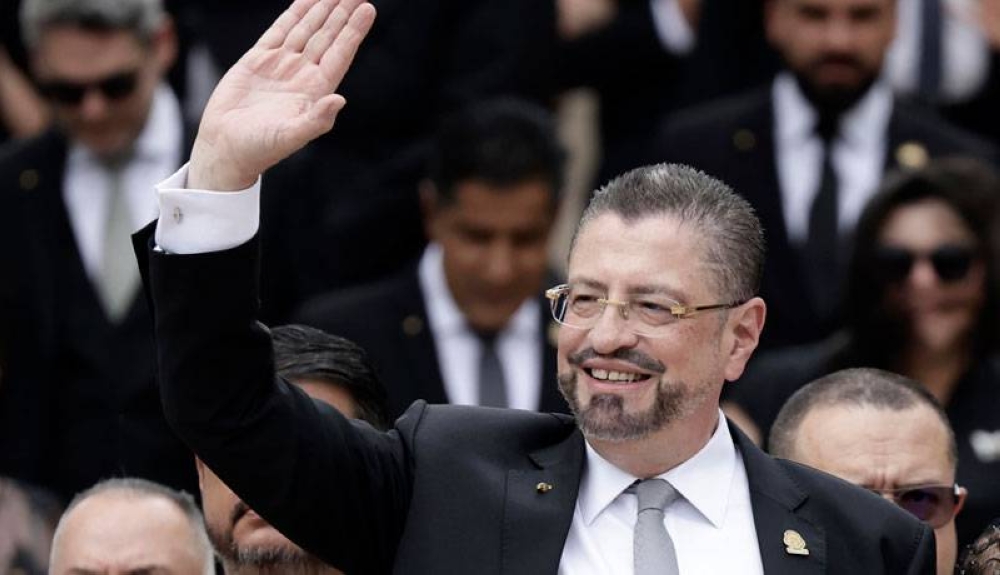 Presidente de Costa Rica, Rodrigo Chaves, dice acusación penal en su contra es «absurda»