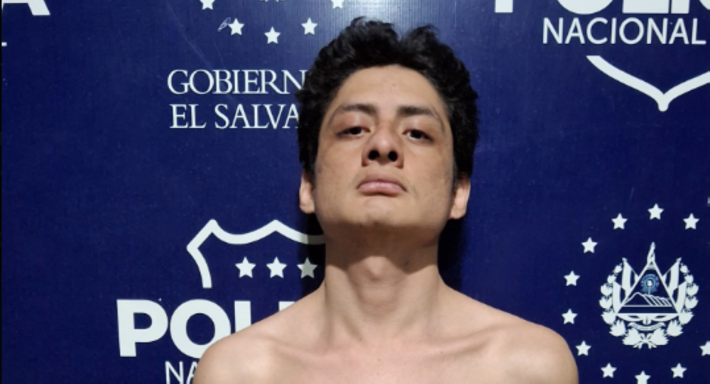 Guatemala entrega a El Salvador a «Mongol», un pandillero salvadoreño de la MS-13