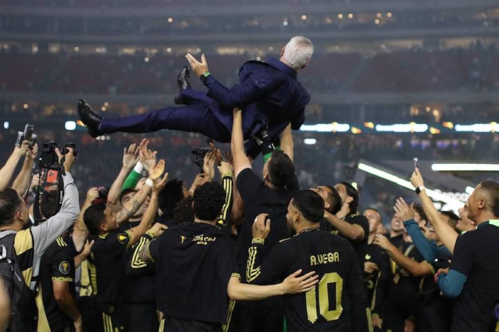 Seleccionador mexicano celebra Copa Oro y promete mejoras para Mundial 2026