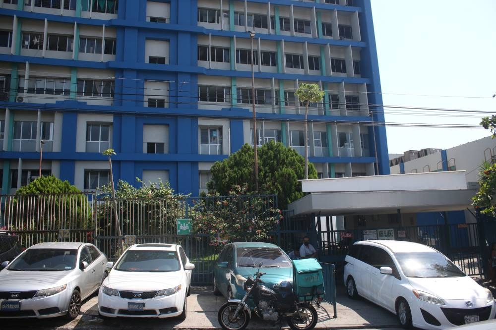 Salud de niña atropellada en Las Chinamas mejora pero «sigue grave», dice Bukele