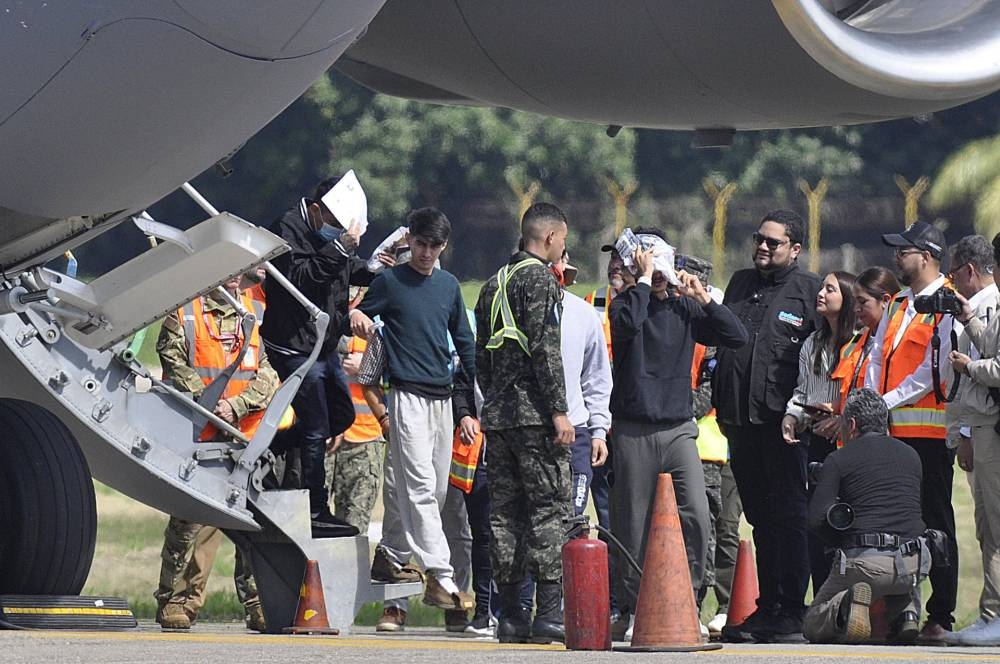 Fin del TPS obliga a miles de hondureños a regularizarse en EE.UU. o regresar a su país