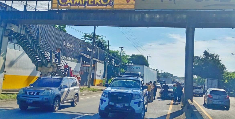 Una mujer atropellada y un motociclista lesionado deja jornada de accidentes este jueves por la mañana