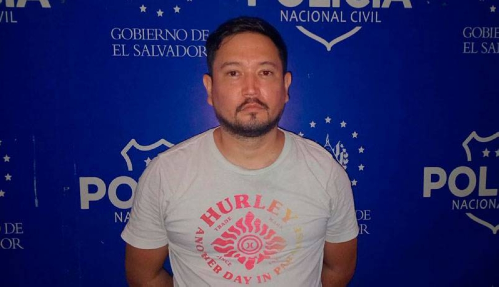 Capturan a sujeto que disparó contra hombre que limpiaba parabrisas en San Salvador