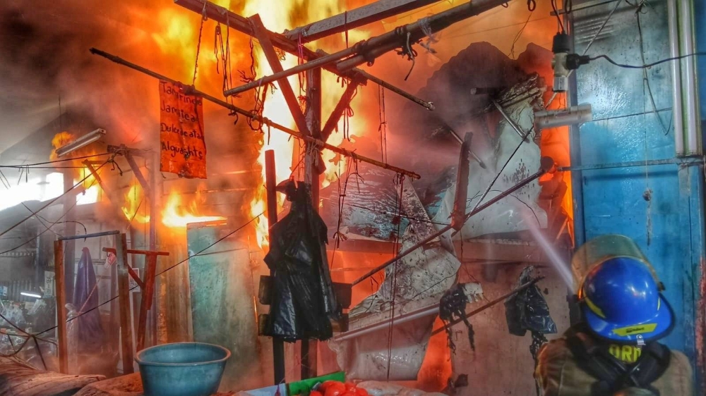 Reportan incendio en mercado de Soyapango