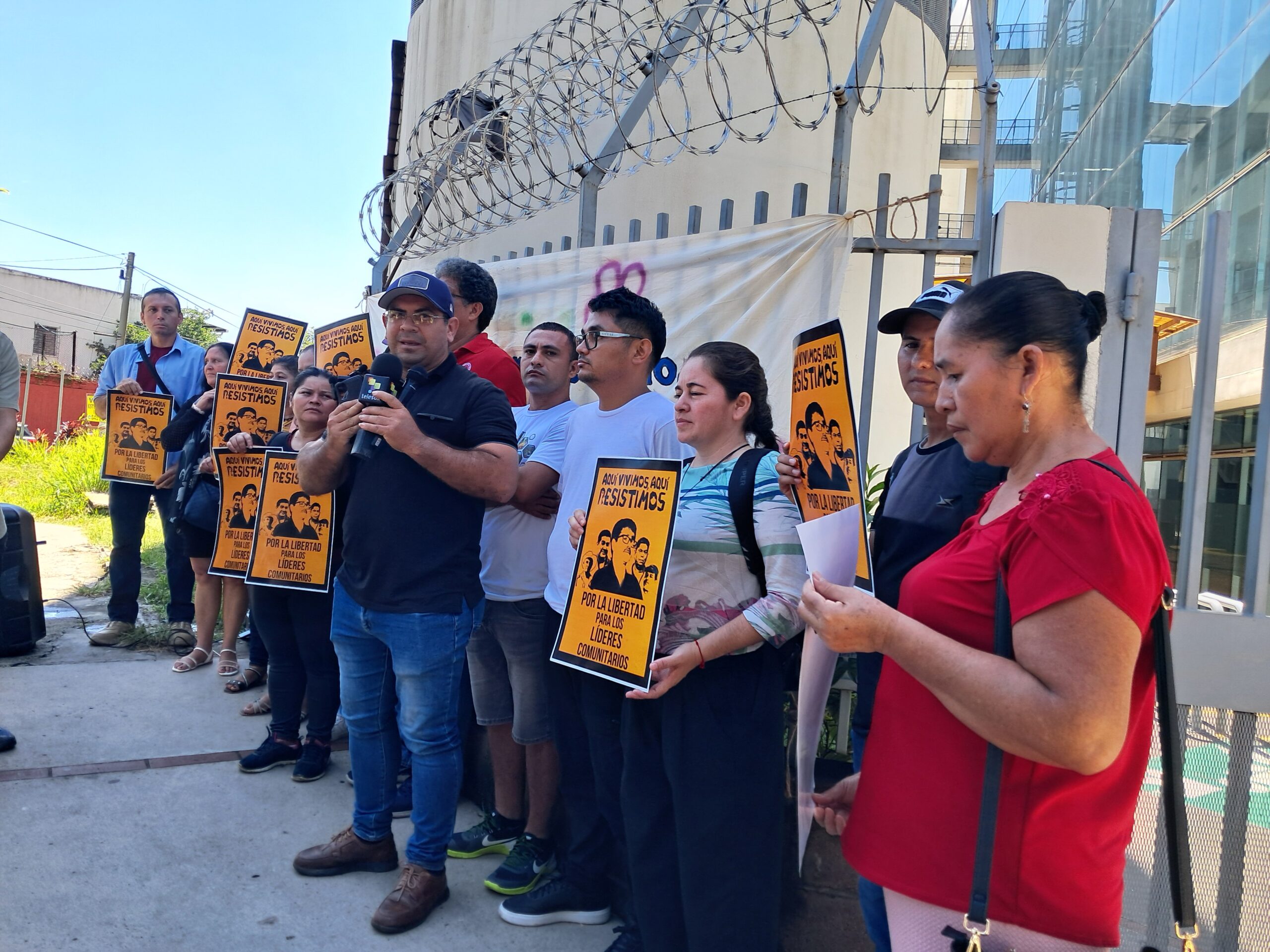 Familiares de víctima y testigo protegido declaran en segundo día de juicio de caso Santa Marta