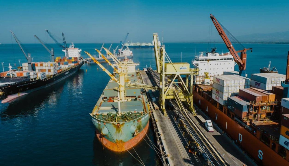 Carga en el Puerto de Acajutla crece 52 % por alta demanda de productos de construcción