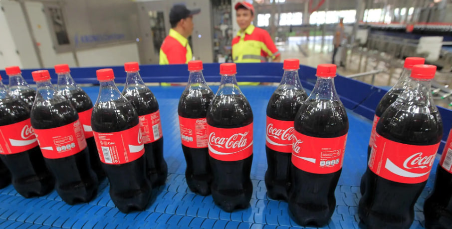 Trump promete devolver el azúcar a la Coca-Cola