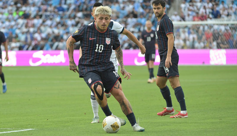 EE.UU. avanza a la final de Copa Oro con un doblete de Diego Luna