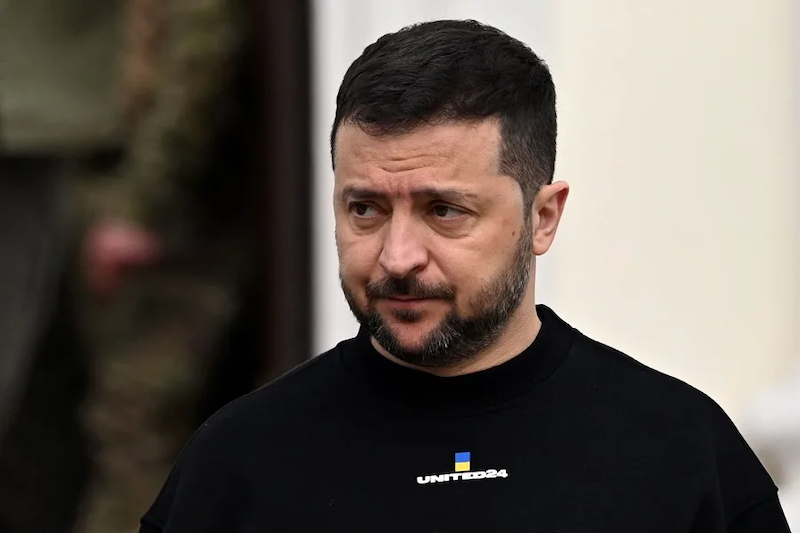 Ucranianos protestan por ley que debilita agencias anticorrupción, la Unión Europea también reclama