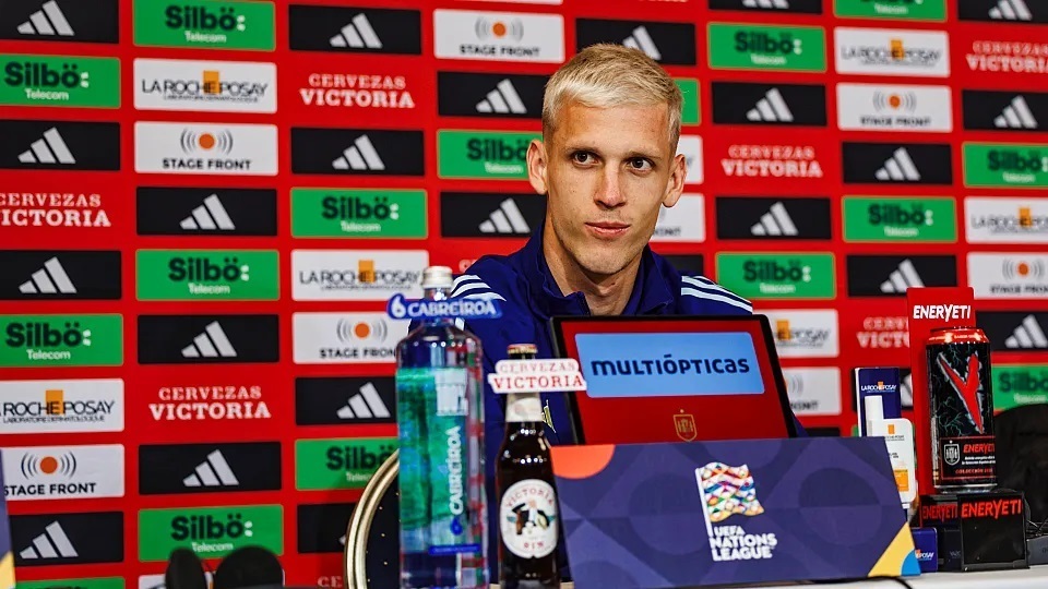 Dani Olmo sobre las inscripciones en el Barça: “Al final todo se soluciona”