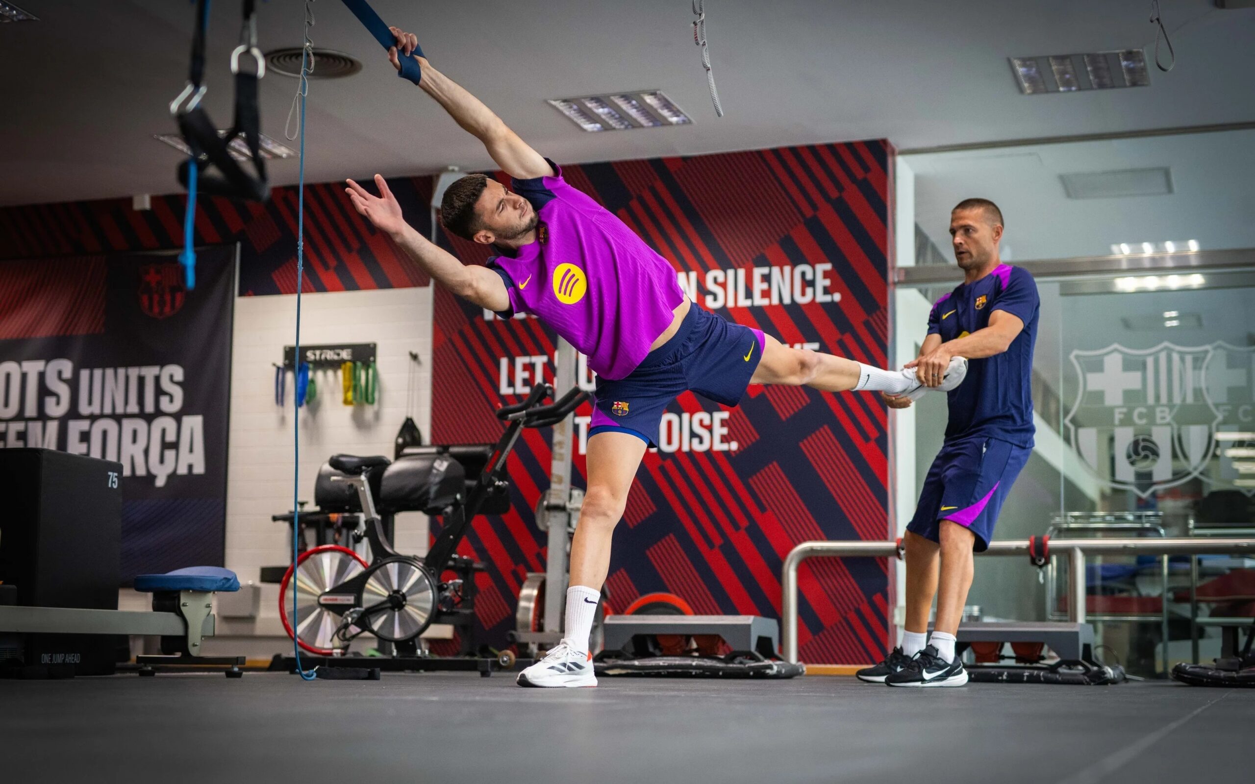 Joan Garcia acorta vacaciones y trabaja en la Ciutat Esportiva del Barça