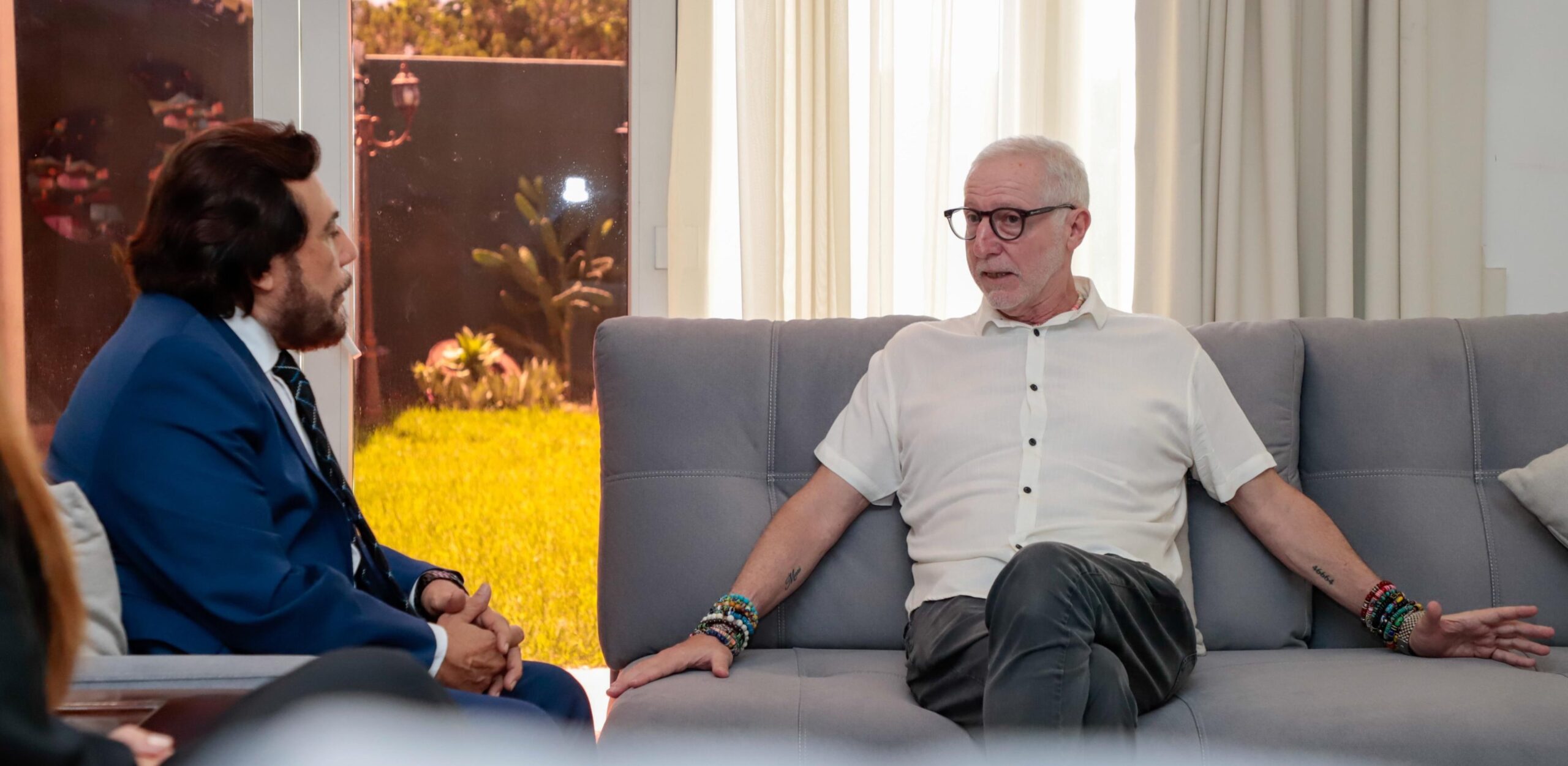 Escuela estatal anuncia acuerdo con Integración para ofrecer becas a jóvenes