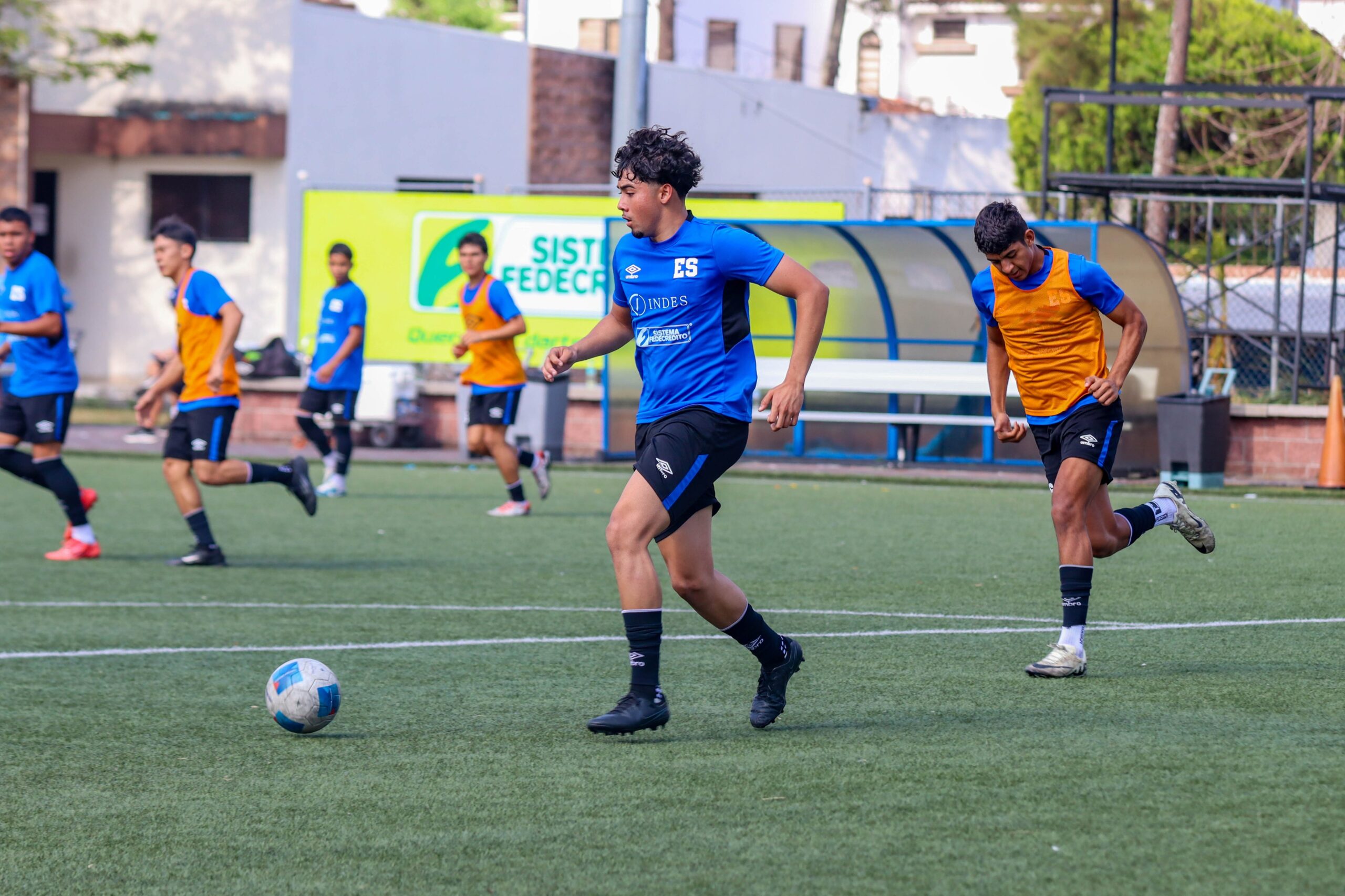 Selecta Sub-17 retoma entrenos con 25 jugadores pensando en el Mundial de Catar